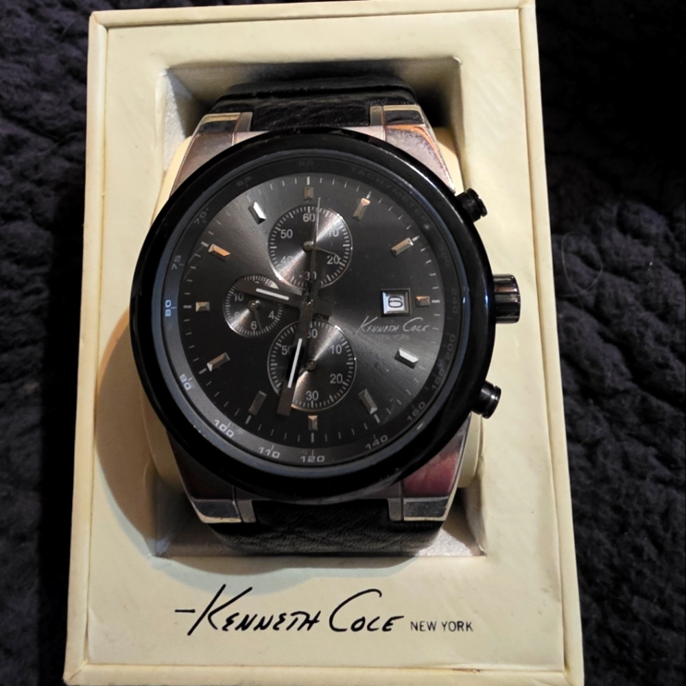 Kenneth Cole Black and Silver Watch